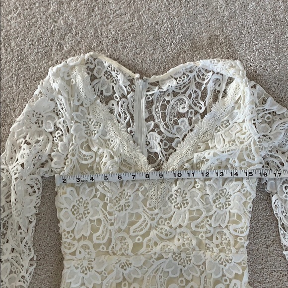 Never worn white lace dress - Picture 8 of 9